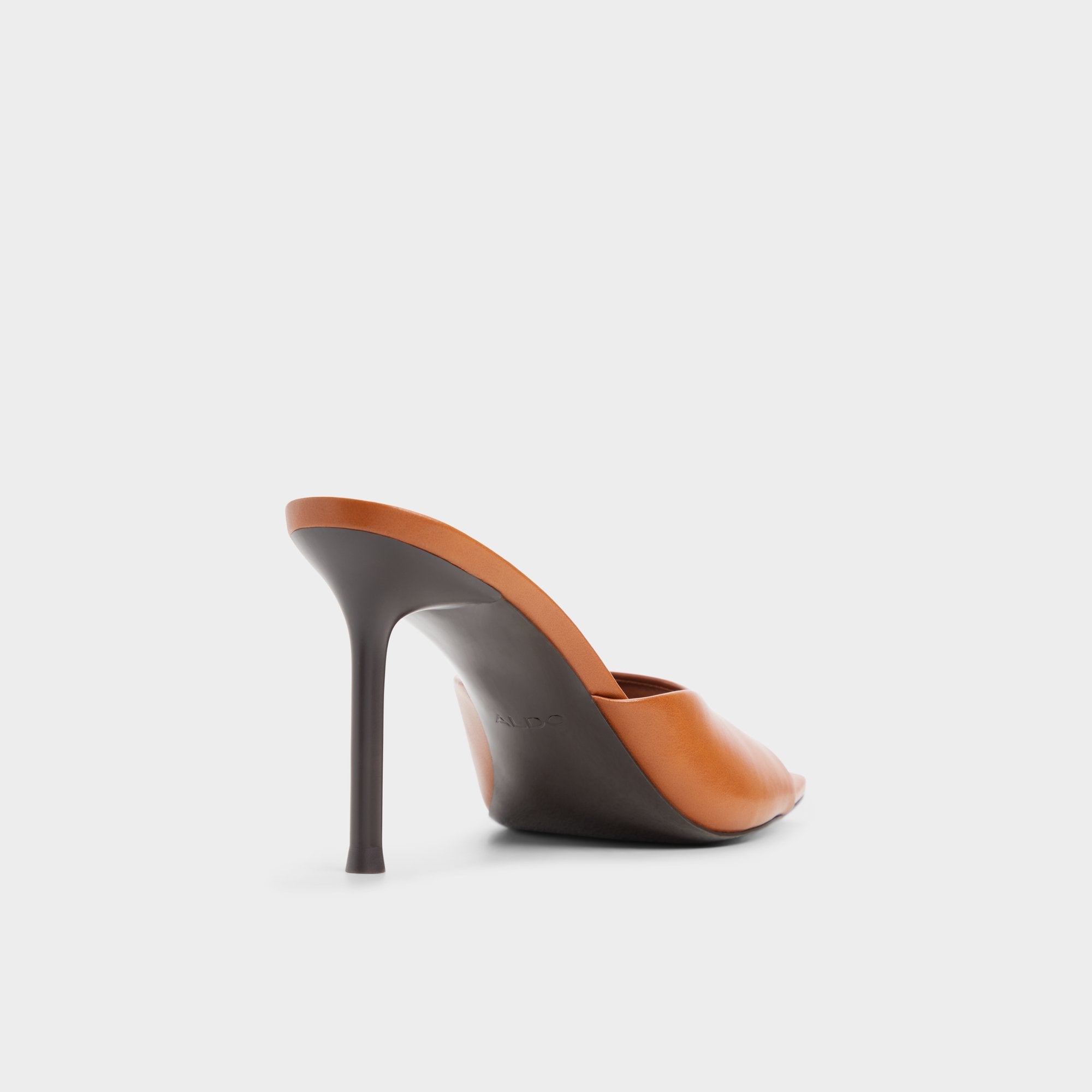ALDO Eleonie escarpins marron talon confort