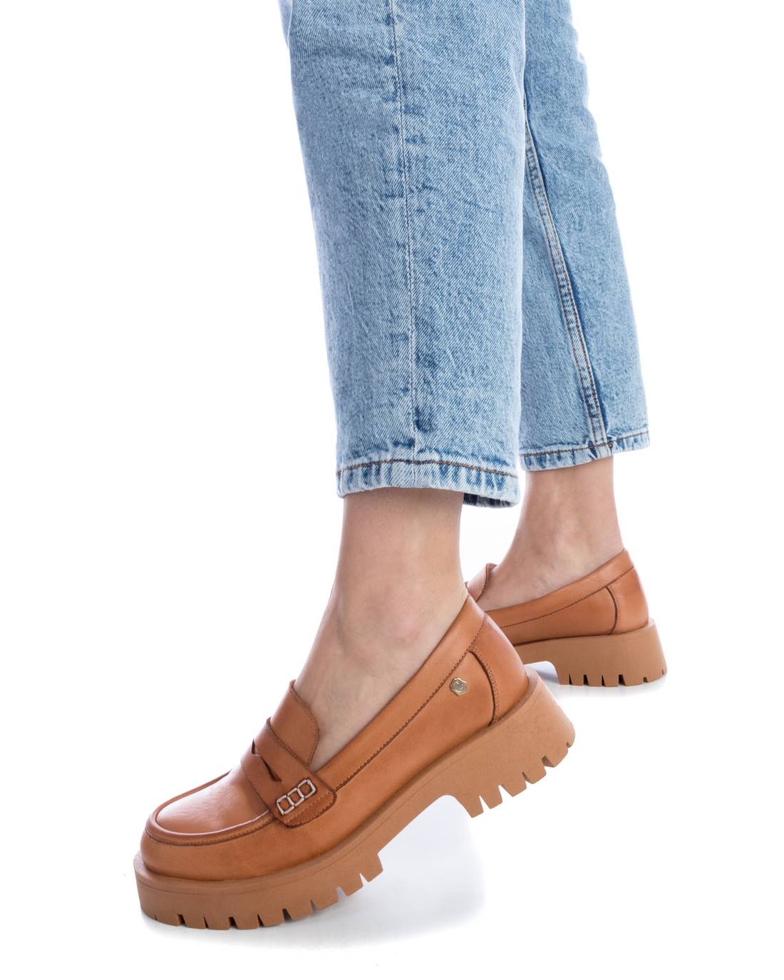Carmela 16099102 mocassins cuir marron plat