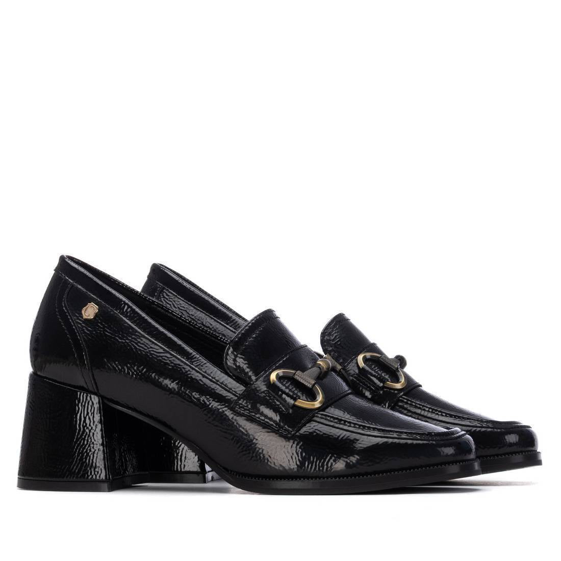 Carmela 16253602 mocassin talon noir verni femme