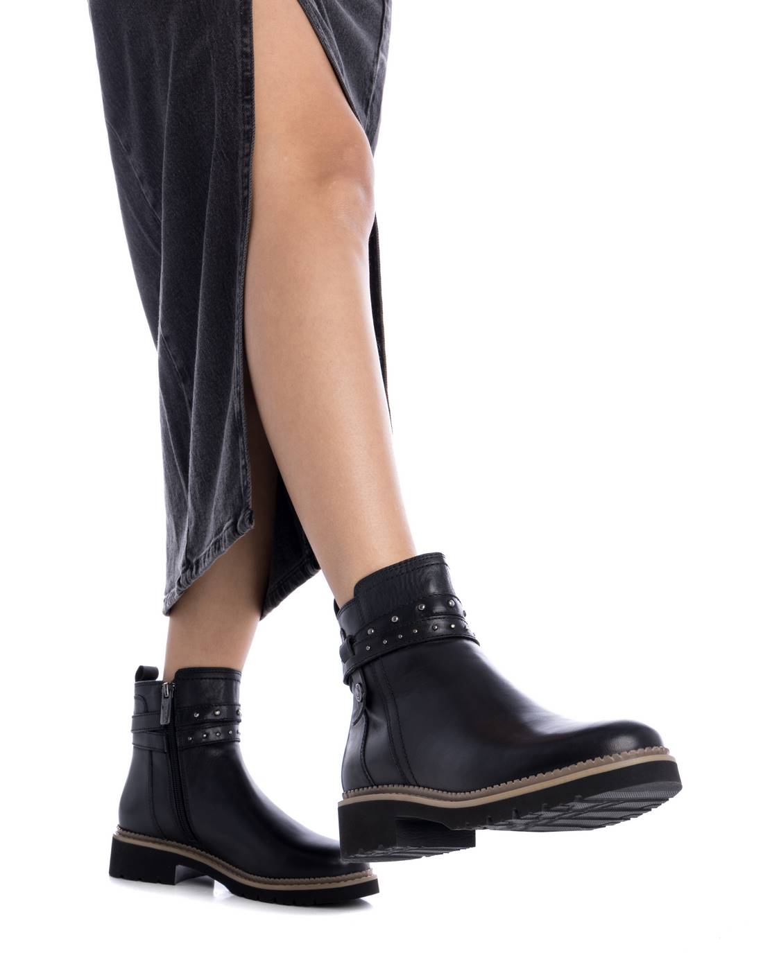 Carmela 16171901 bottines cuir noir talon plat