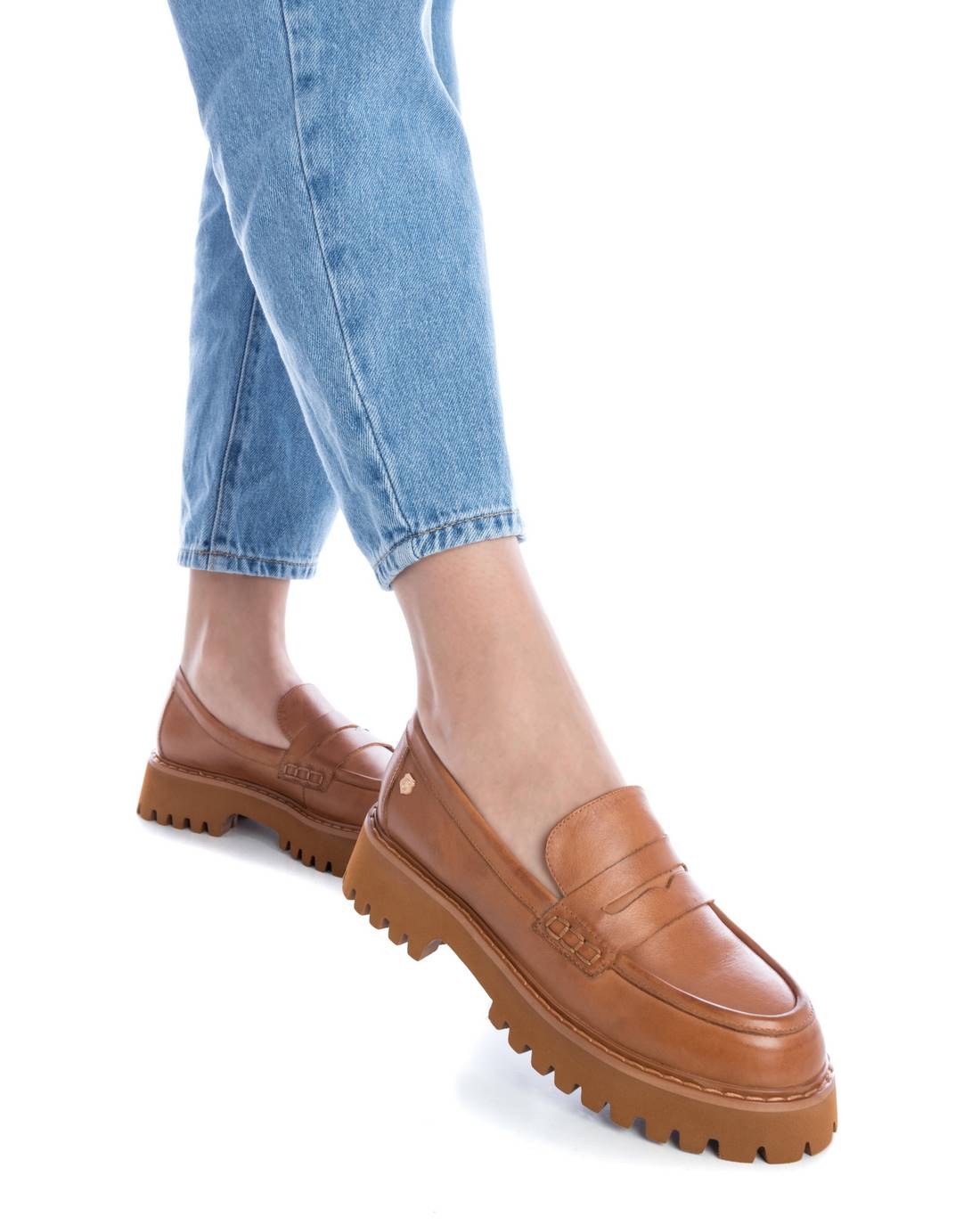 Carmela 16106802 mocassins cuir marron plat