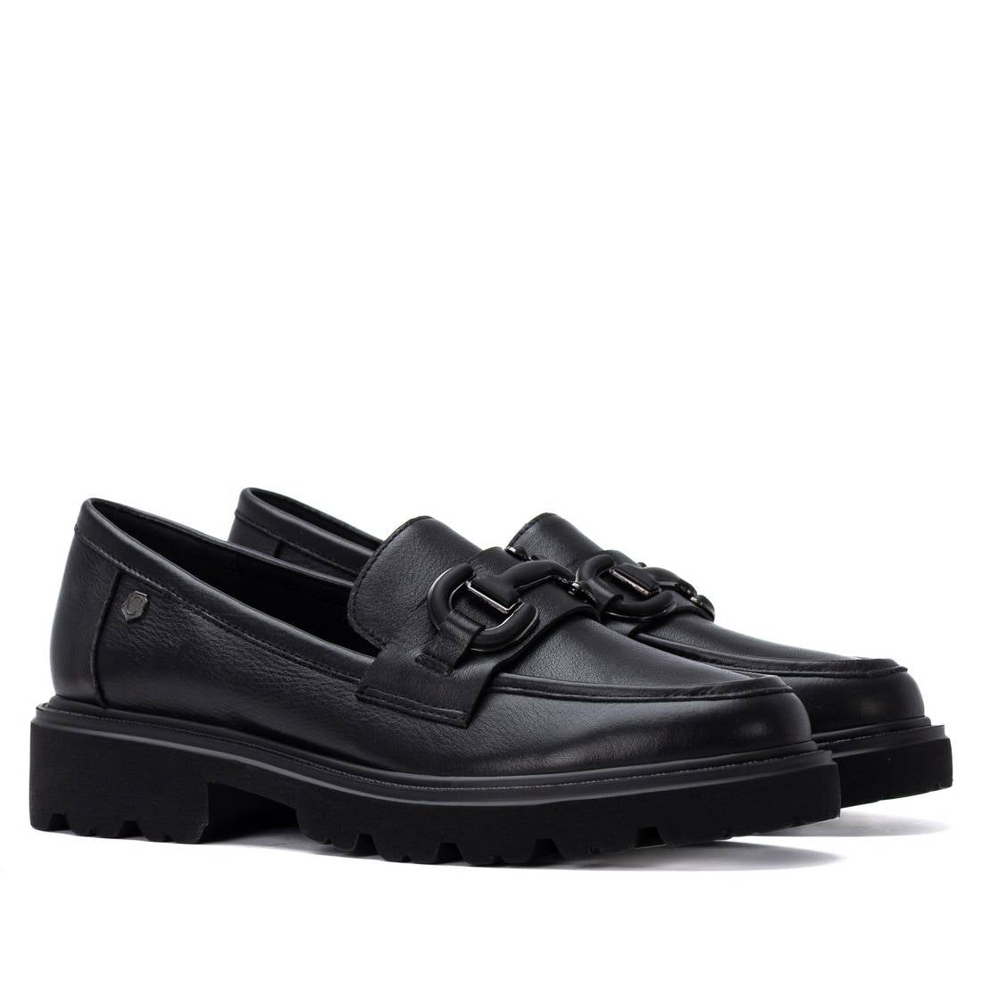 Carmela 16433601 mocassin cuir noir talon bas