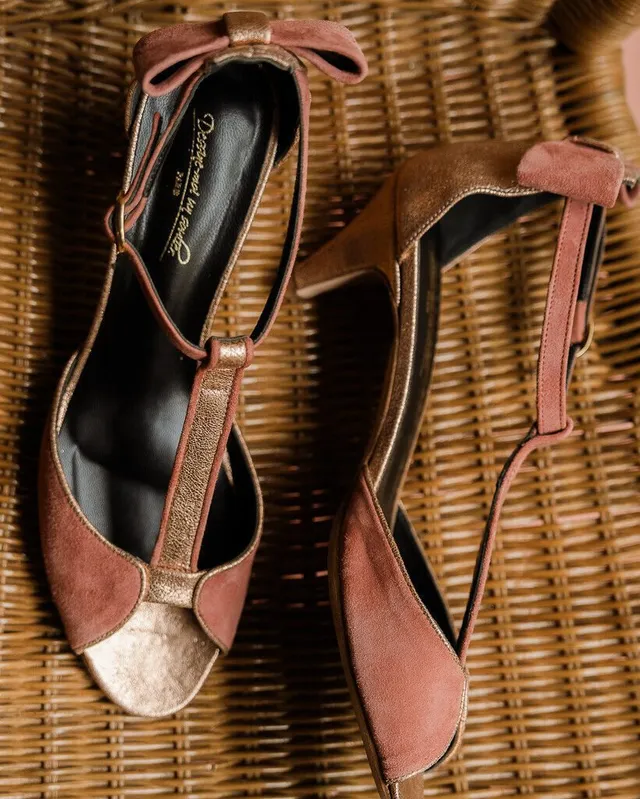Dessine Moi Un Soulier Charlotte sandales velours rose thé or rose