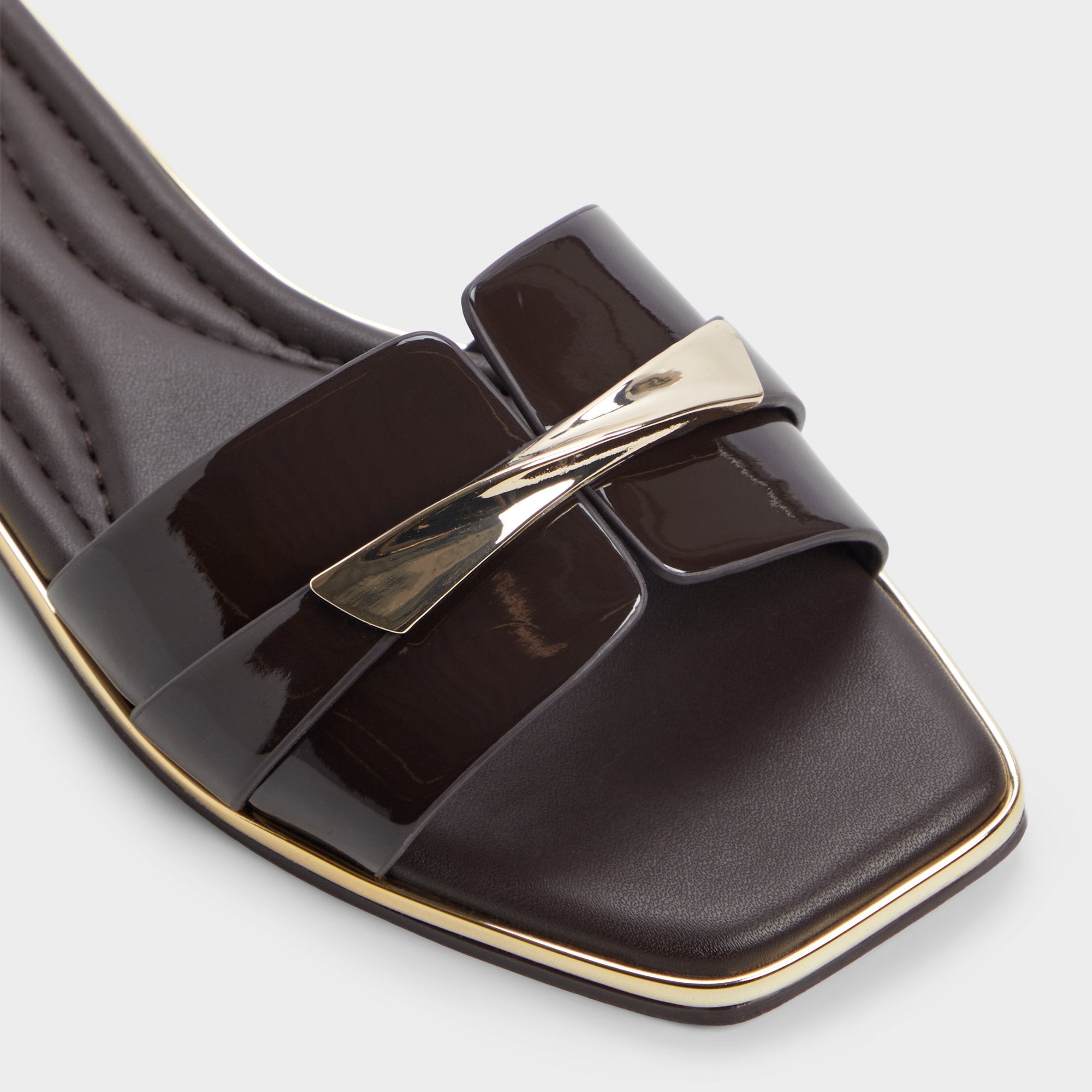 ALDO Darlina sandales plates cuir marron