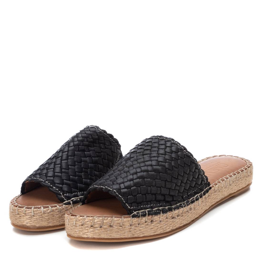 Carmela 16048705 sandale cuir noir tressée compensée