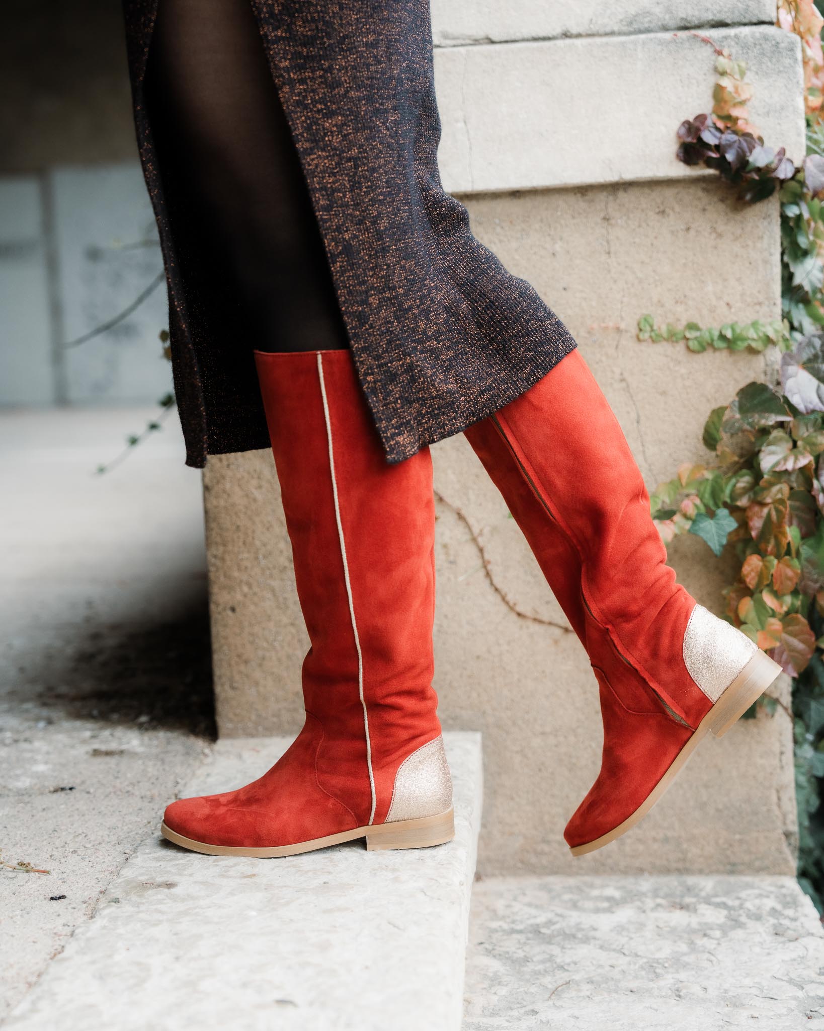 Dessine Moi Un Soulier bottes plates velours terracotta cuir
