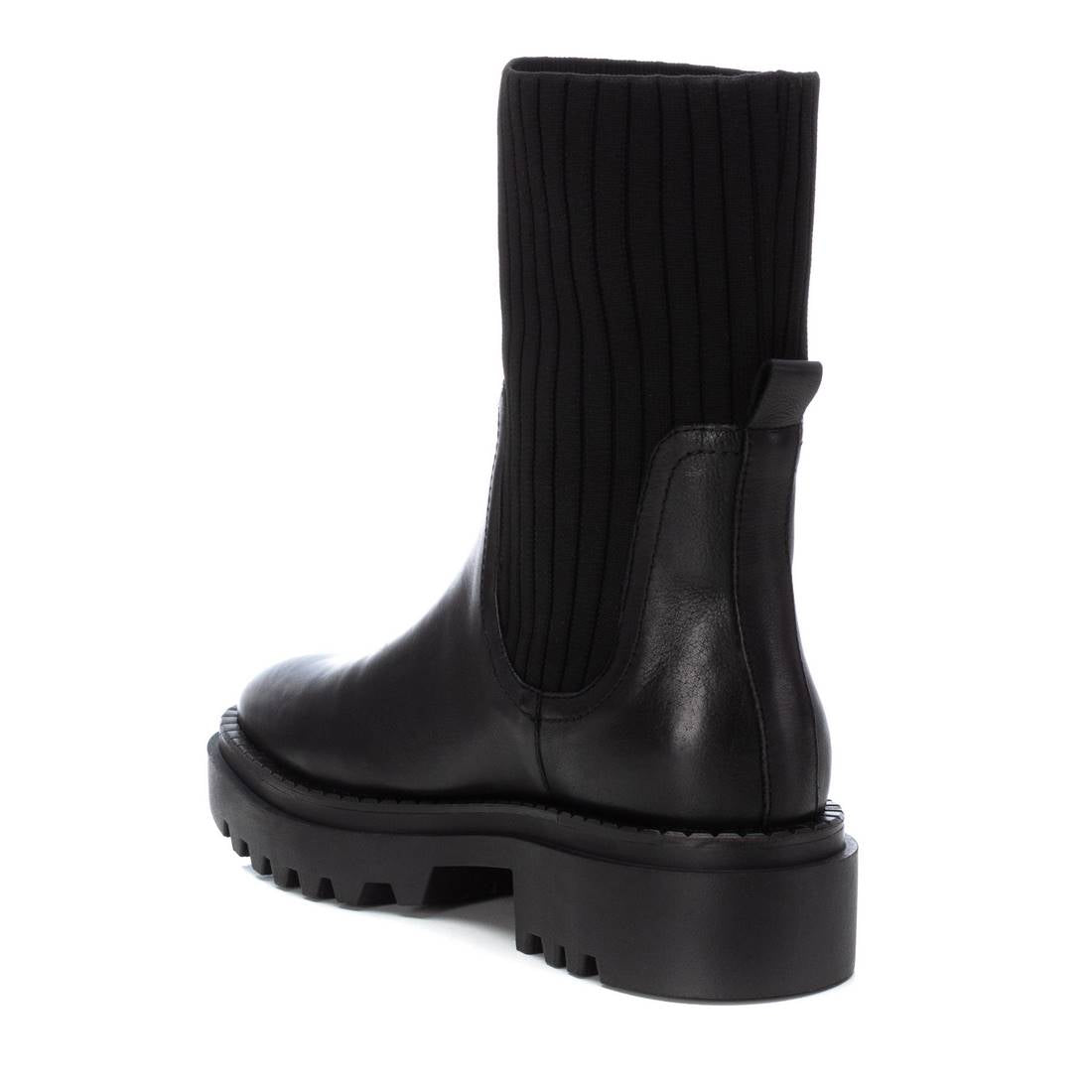 Carmela 16018501 bottines chelsea noir cuir et textile
