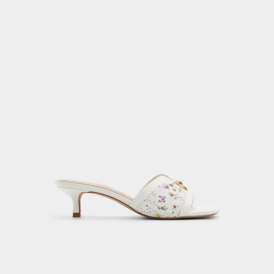 ALDO Annamassi escarpins femme blancs