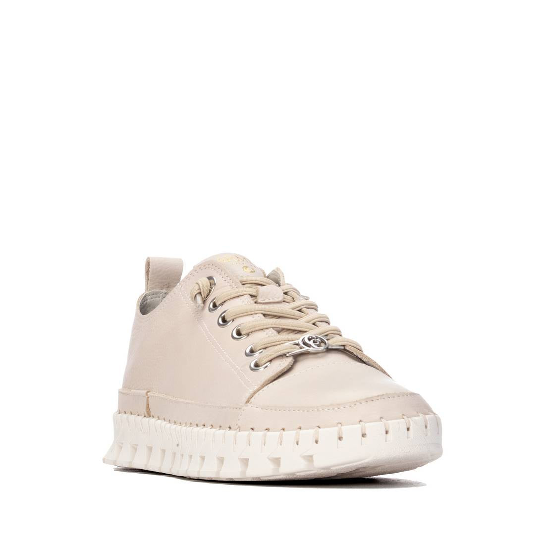 Carmela 16310502 baskets femme beiges cuir à lacets