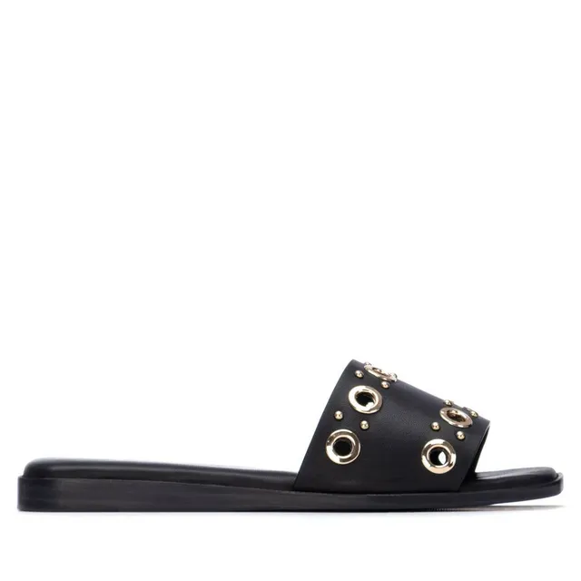 Carmela 16320303 sandale cuir noir appliques métal