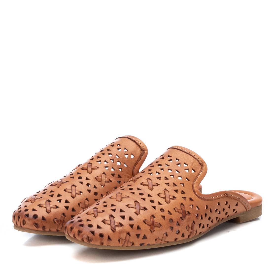 Carmela 16073401 sabot cuir marron ajouré