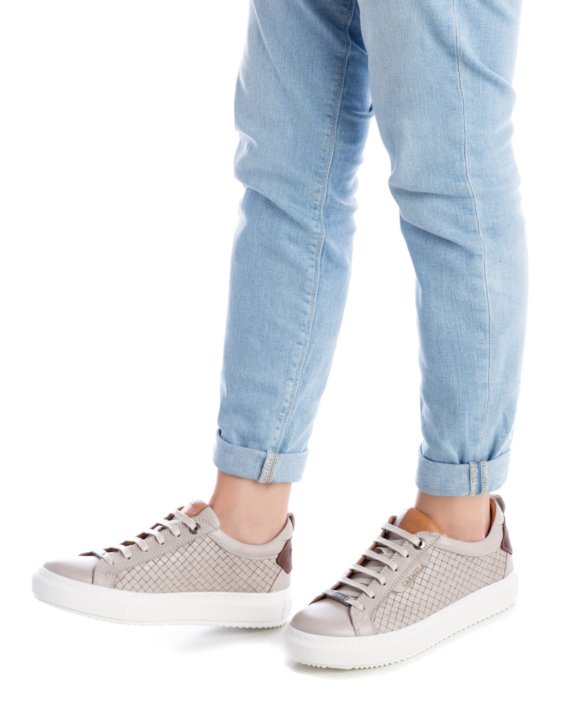 Carmela 16021405 basket femme blanche cuir plate
