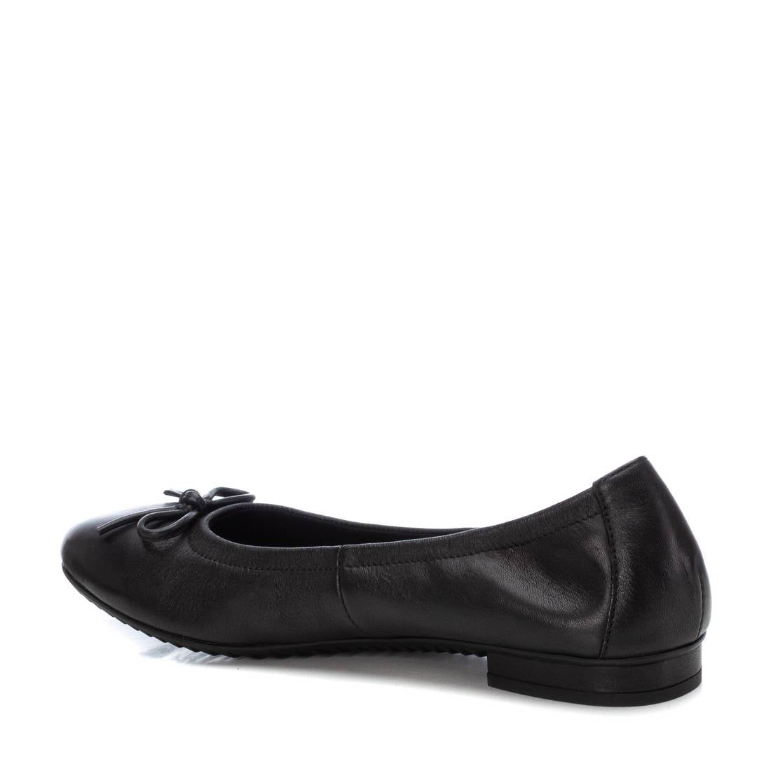 Carmela 16187102 ballerine cuir noir semelle plate