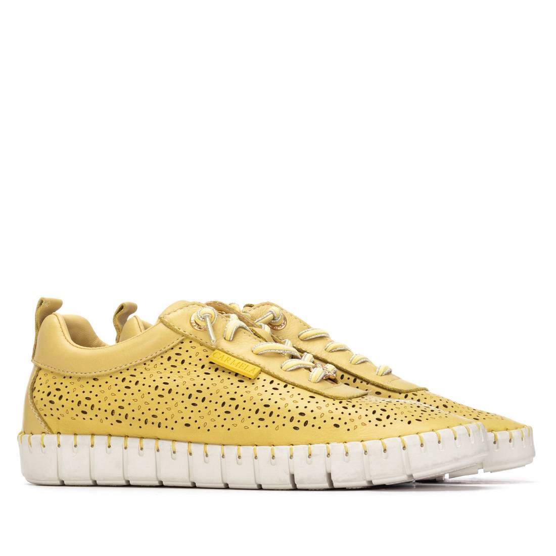 Carmela 16309908 baskets cuir jaune ajourées plates