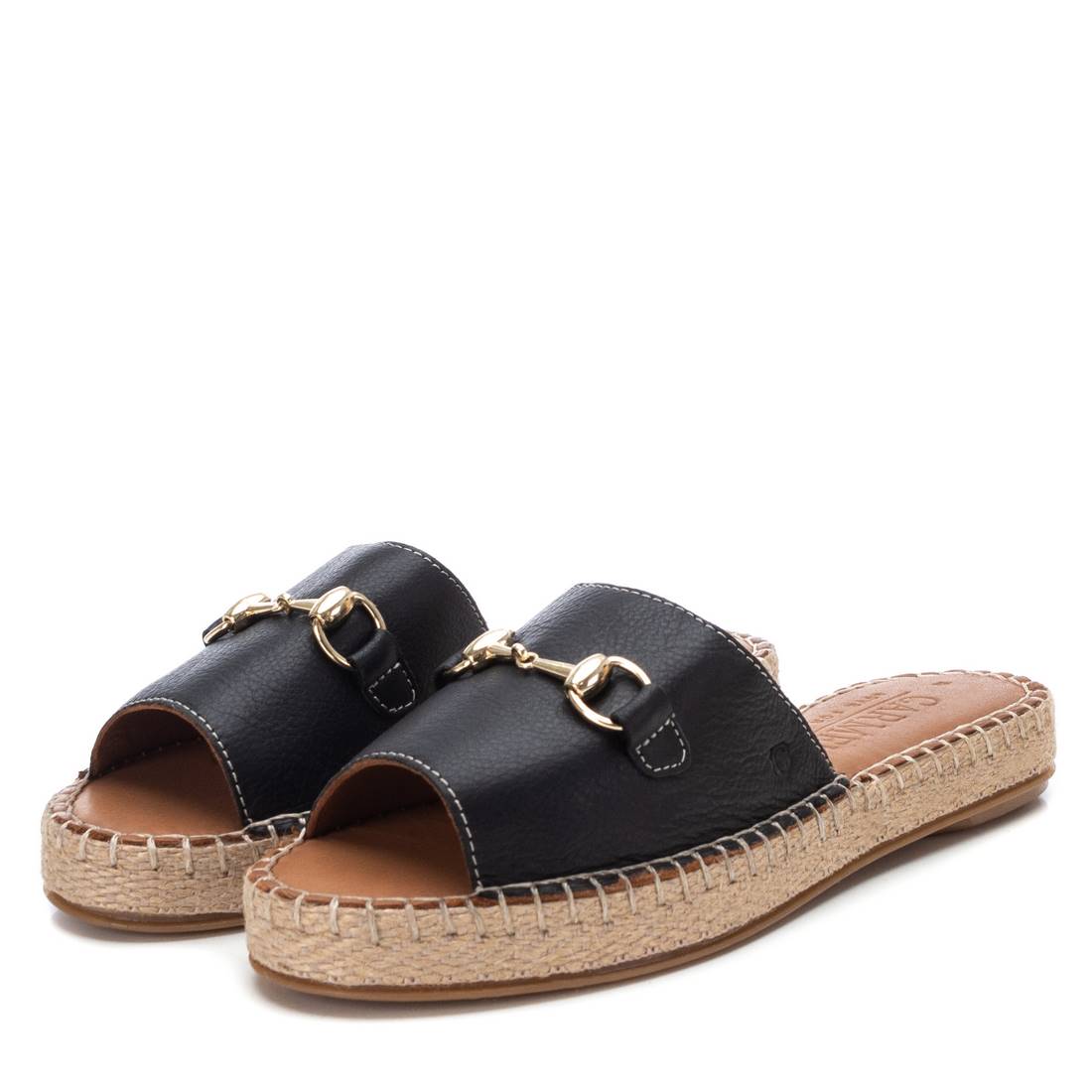 Carmela 16075503 sandale cuir noir talon plat