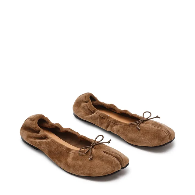 Steve Madden Carin ballerine daim taupe bout fendu