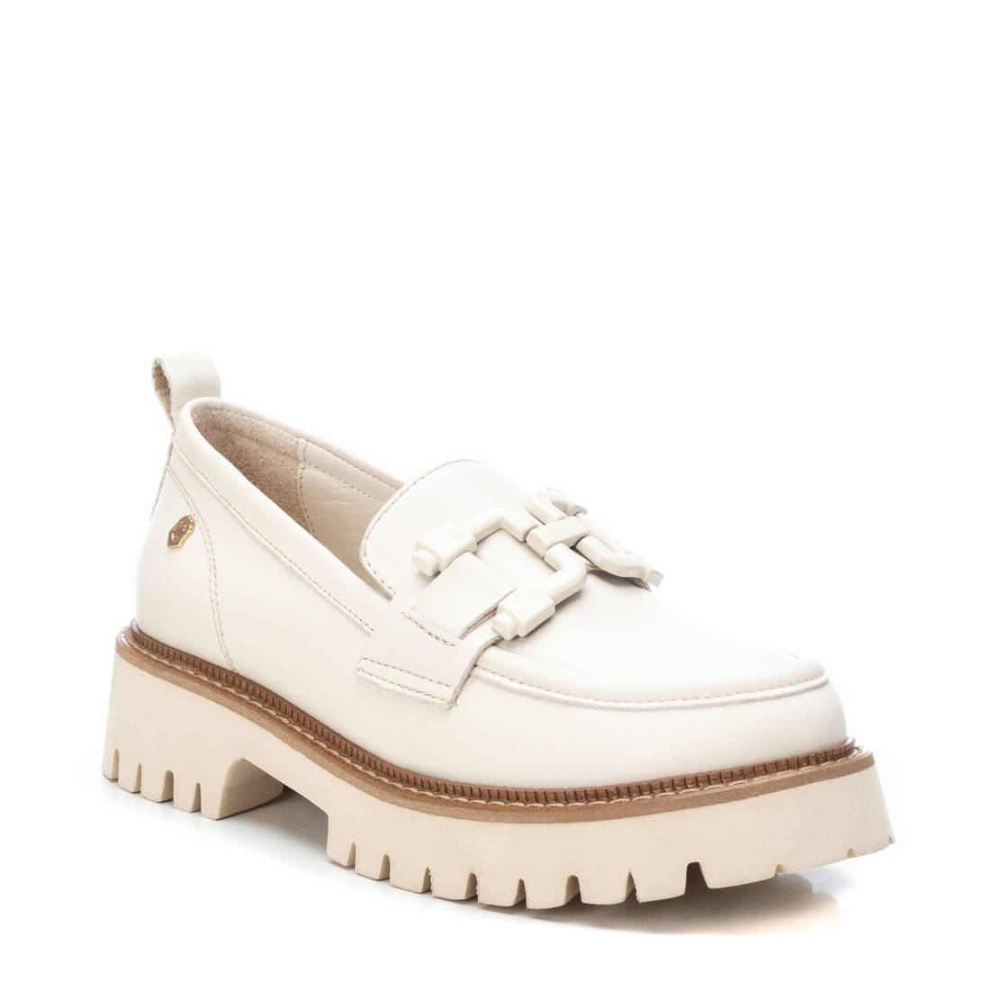 Carmela 16131001 mocassin cuir blanc plateforme