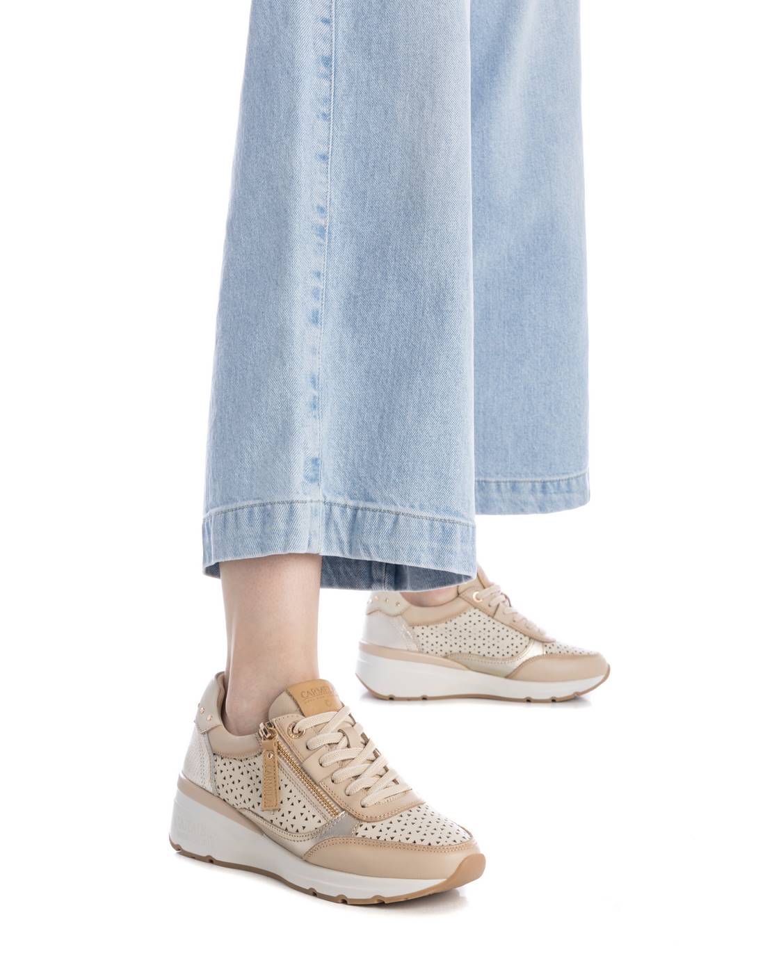 Carmela 16228101 baskets femme beige cuir
