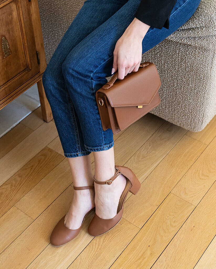 Dessine Moi Un Soulier sandales cuir lisse marron talons 40.5