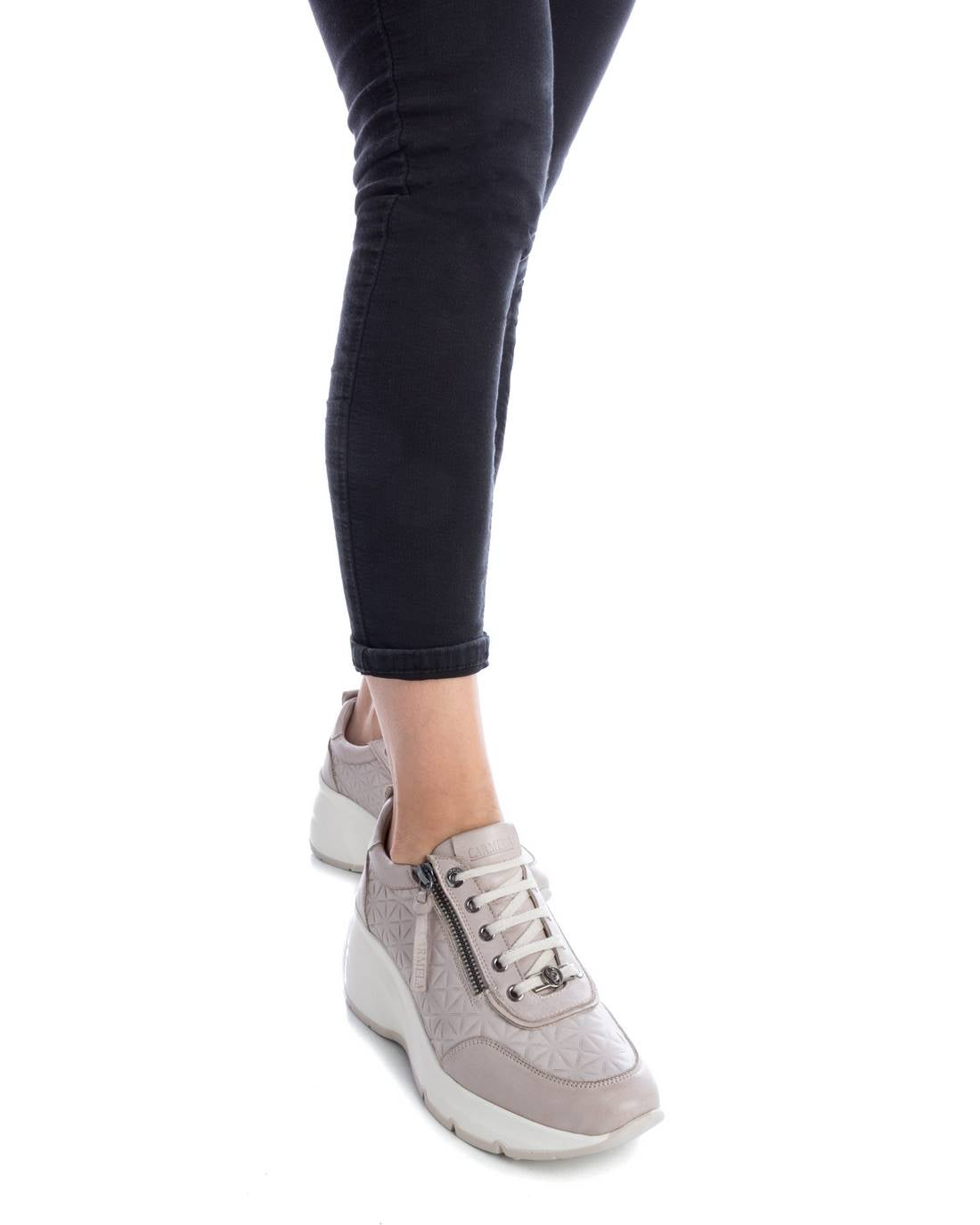 Carmela 16119902 baskets cuir blanc compensées zip