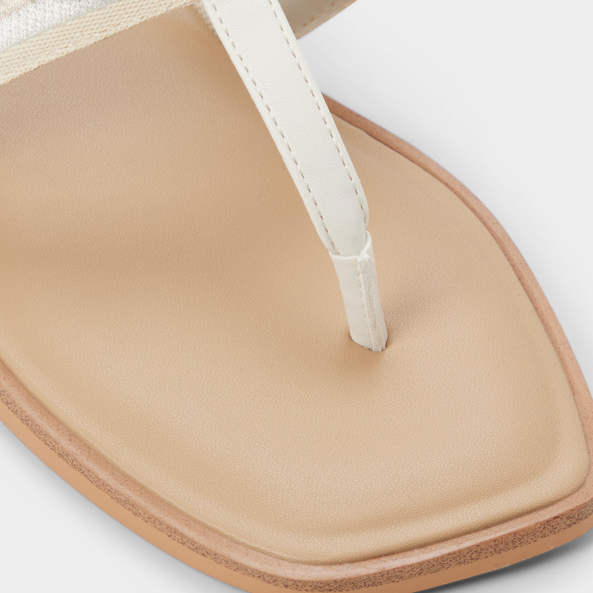 ALDO Coralynna ballerines toile monogramme bout carré