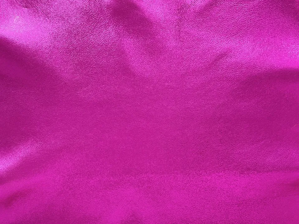 Dessine Moi Un Soulier irisé fuchsia échantillon cuir sur mesure