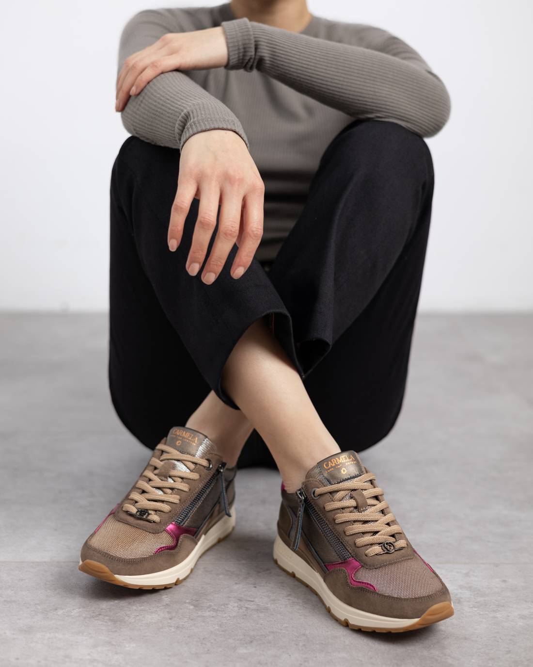 Carmela 16251701 Basket cuir bronze zip