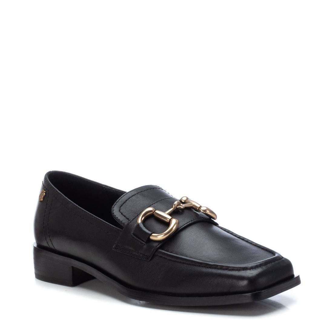Carmela 16123402 mocassins cuir noir bout carré