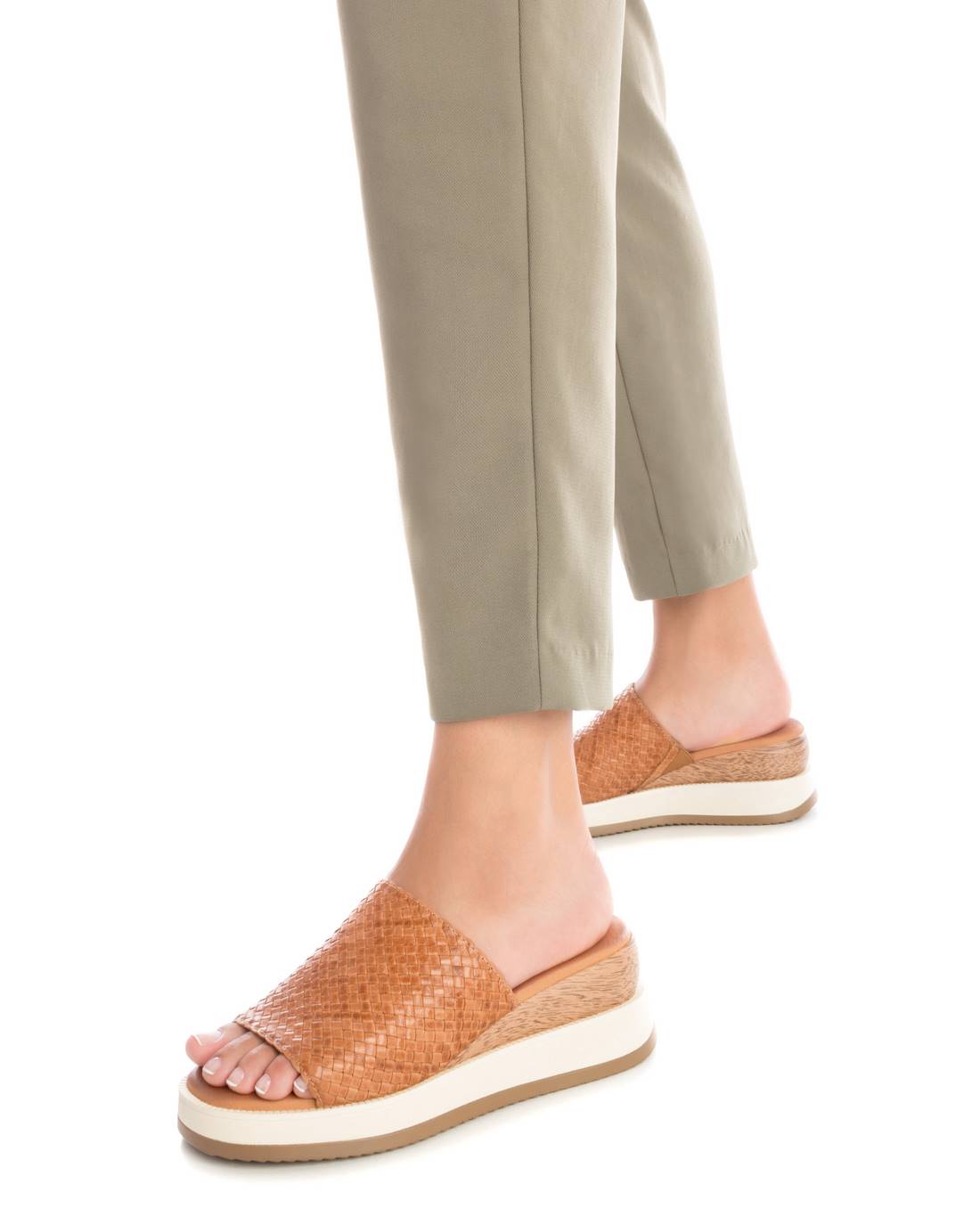 Carmela 16154701 sandales compensées marron cuir