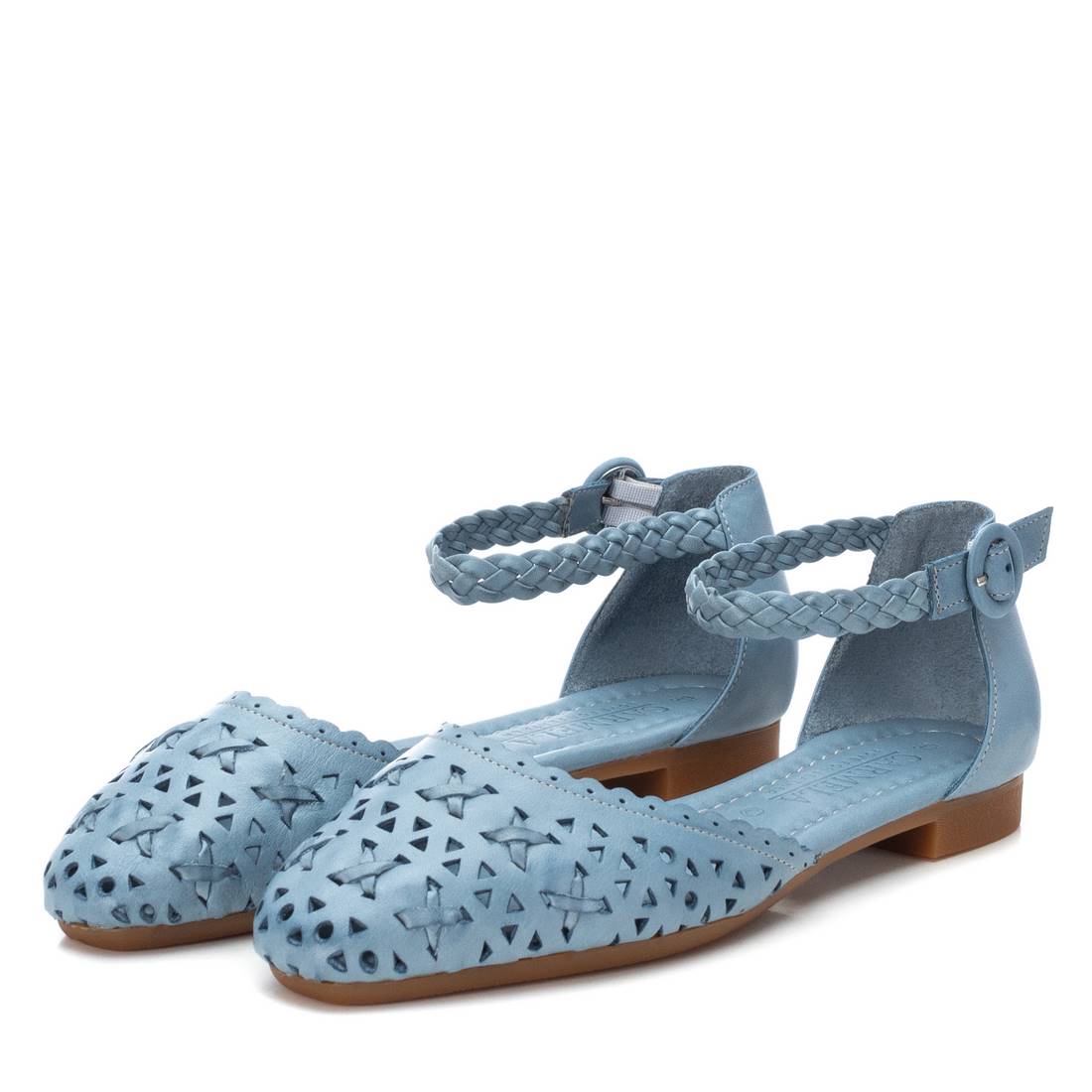Carmela 16067103 ballerines cuir bleu plat ajouré