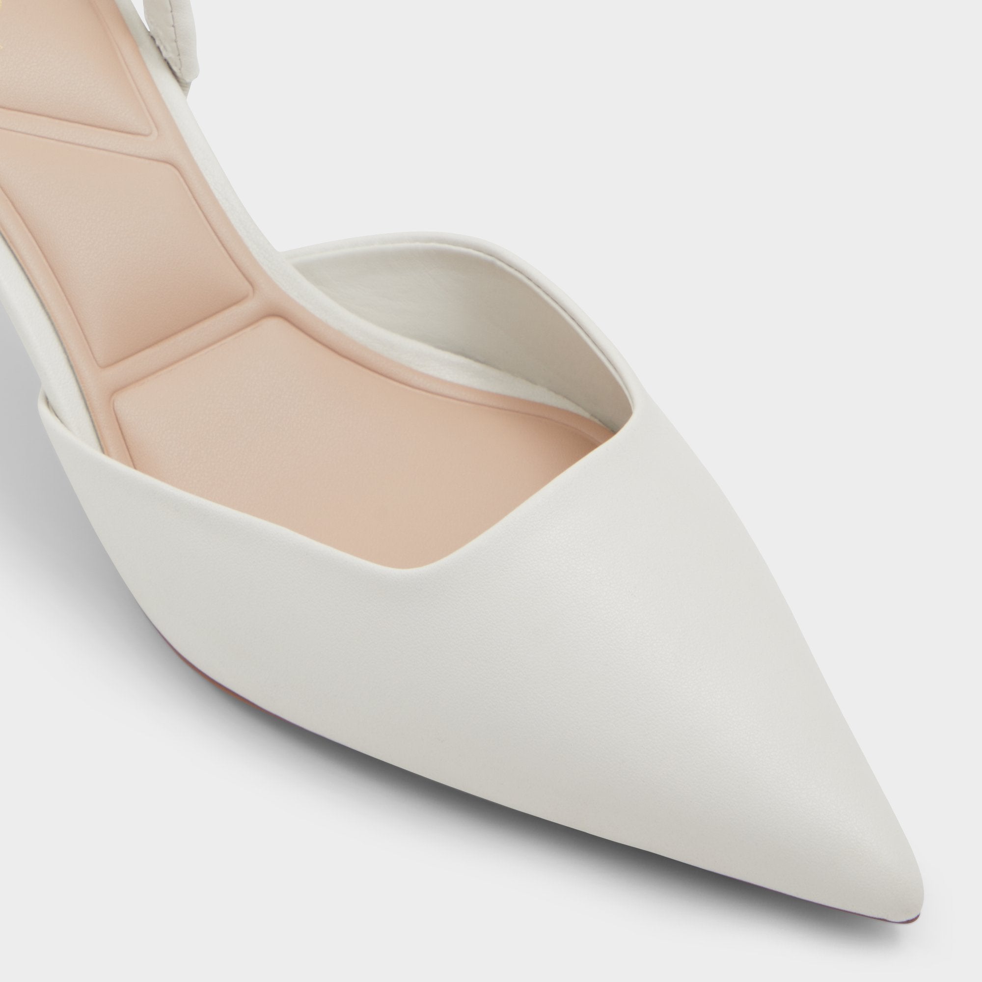 ALDO Gavedessi escarpins blancs talon kitten