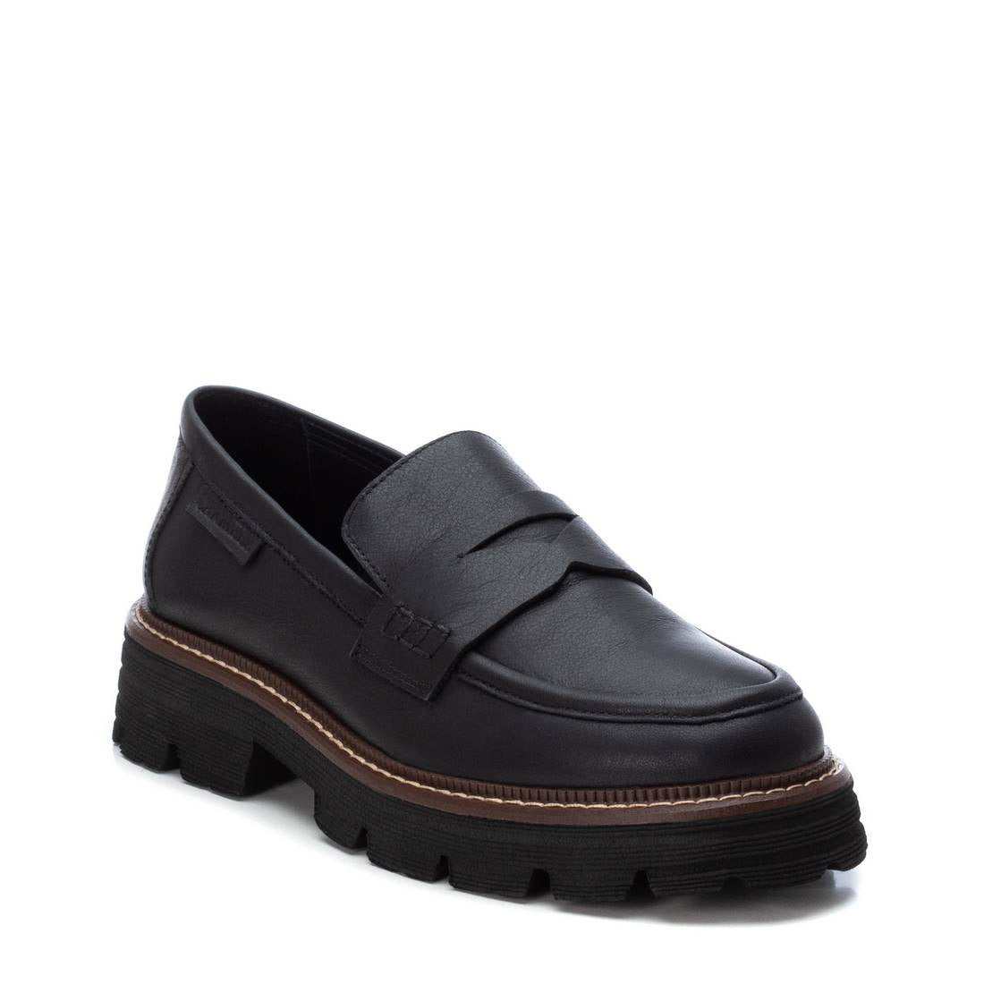 Carmela 16114601 mocassins cuir noir plat