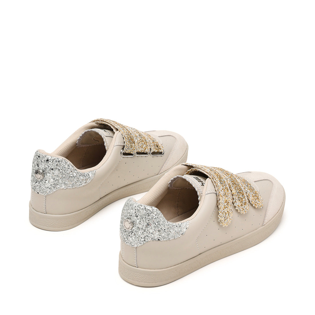 Steve Madden Daybreak baskets bone gold scratch