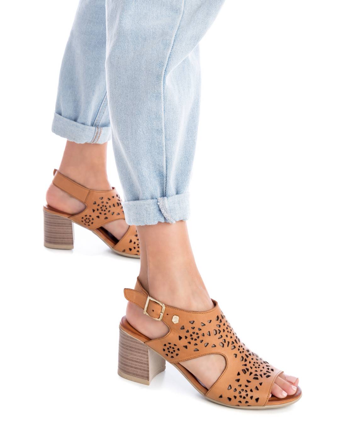 Carmela 16083903 sandale cuir marron talon 8 cm