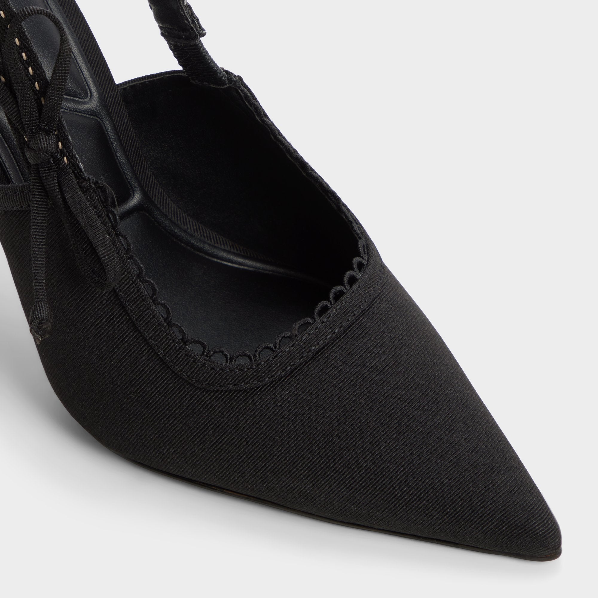 ALDO Hennie bottes noires talon nœud