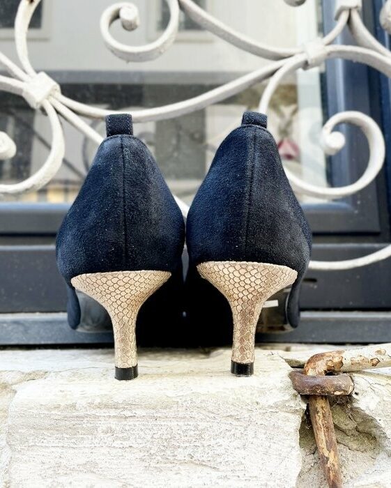 Dessine Moi Un Soulier escarpins pointus velours noir écaille