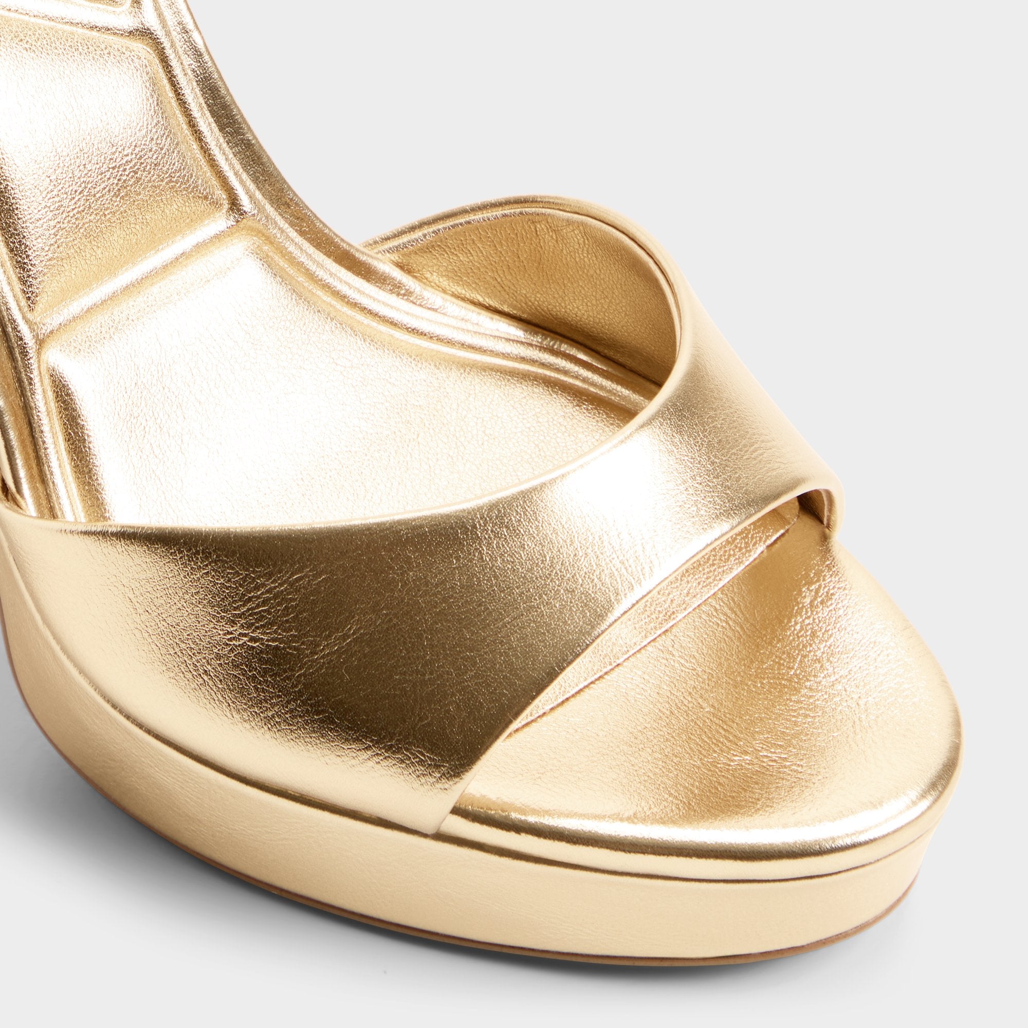 ALDO Afumeth sandales talon doré brillant