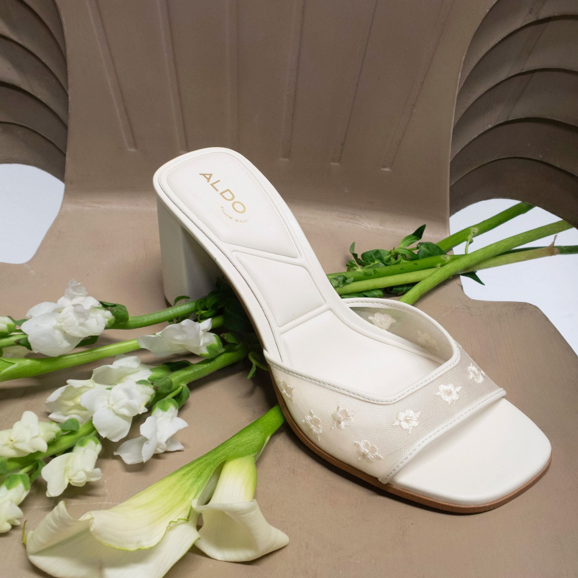 ALDO Lisarae mules talon bloc blanches mariage 38
