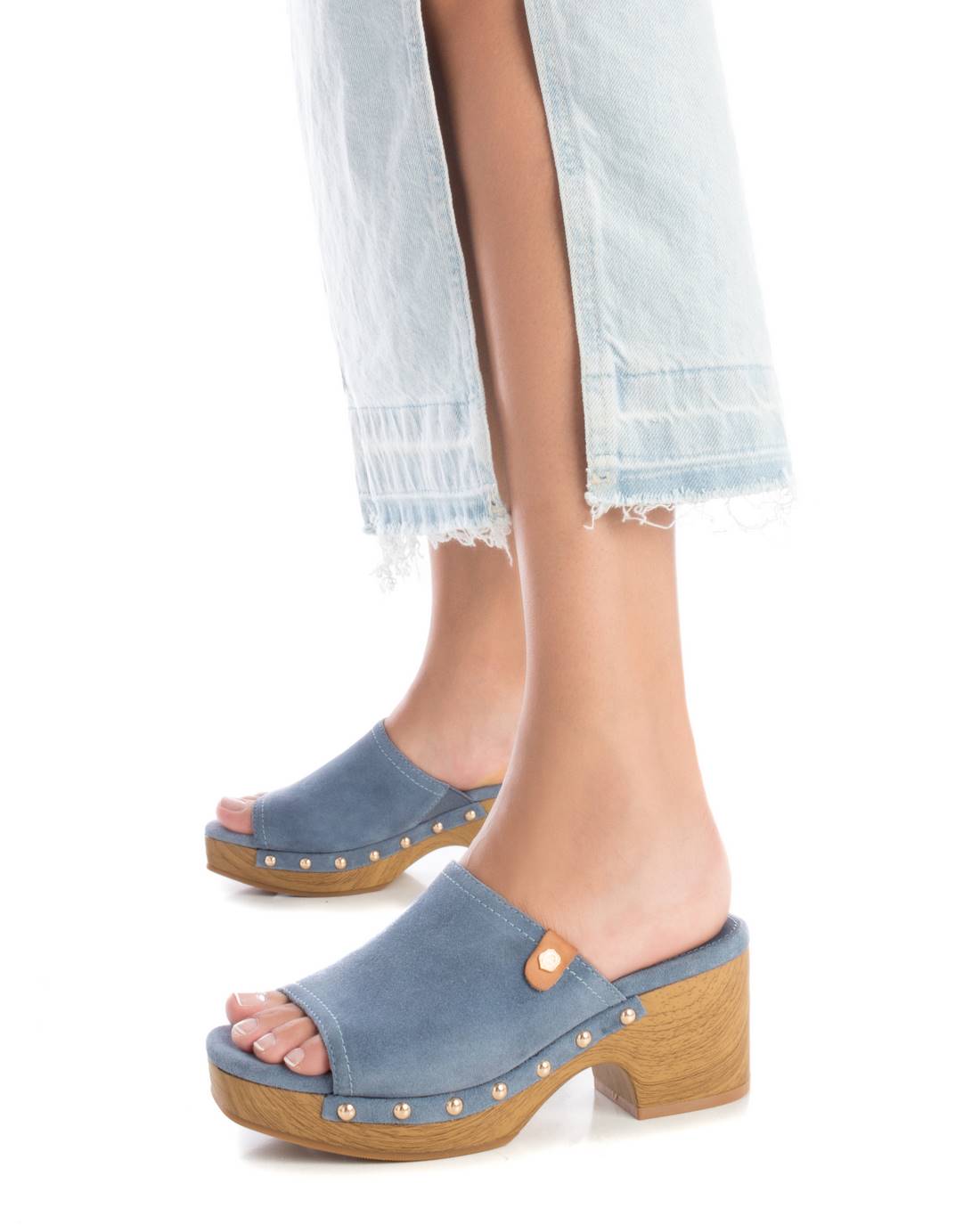 Carmela 16161203 Sabot Femme Daim Bleu Talon Bois