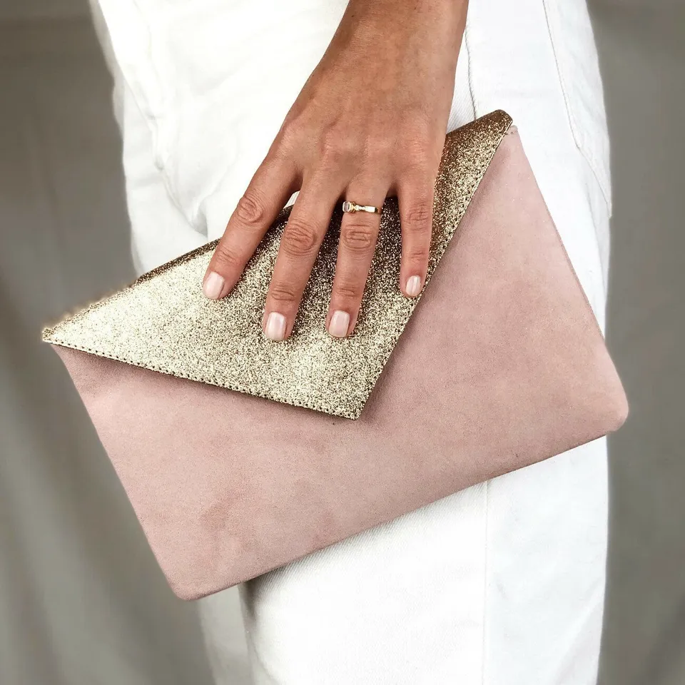 Dessine Moi Un Soulier pochette mariage pochette rose poudré