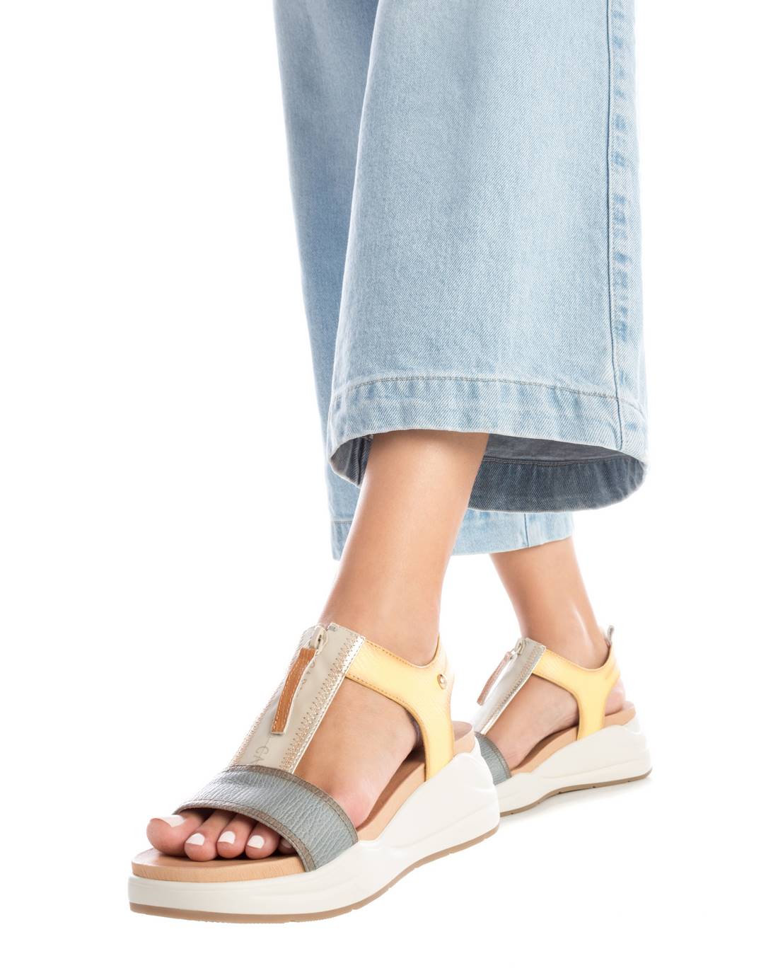 Carmela 16155005 sandales cuir bleu zip plat