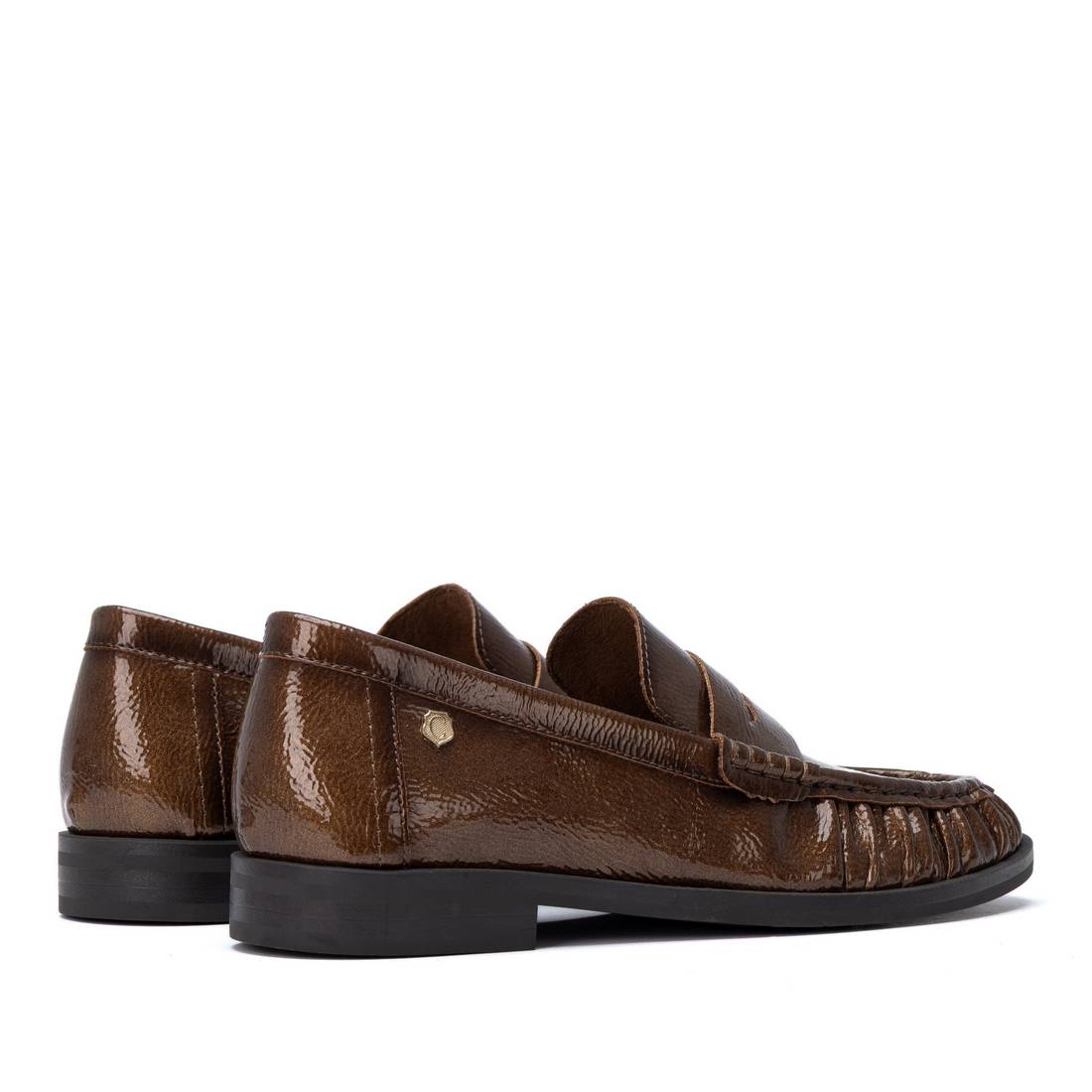 Carmela 16435703 mocassin verni taupe plat