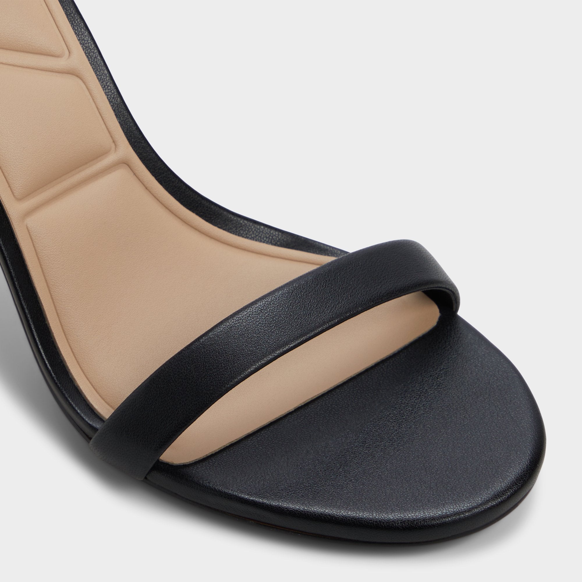 ALDO Dralethiel escarpins noirs talon haut