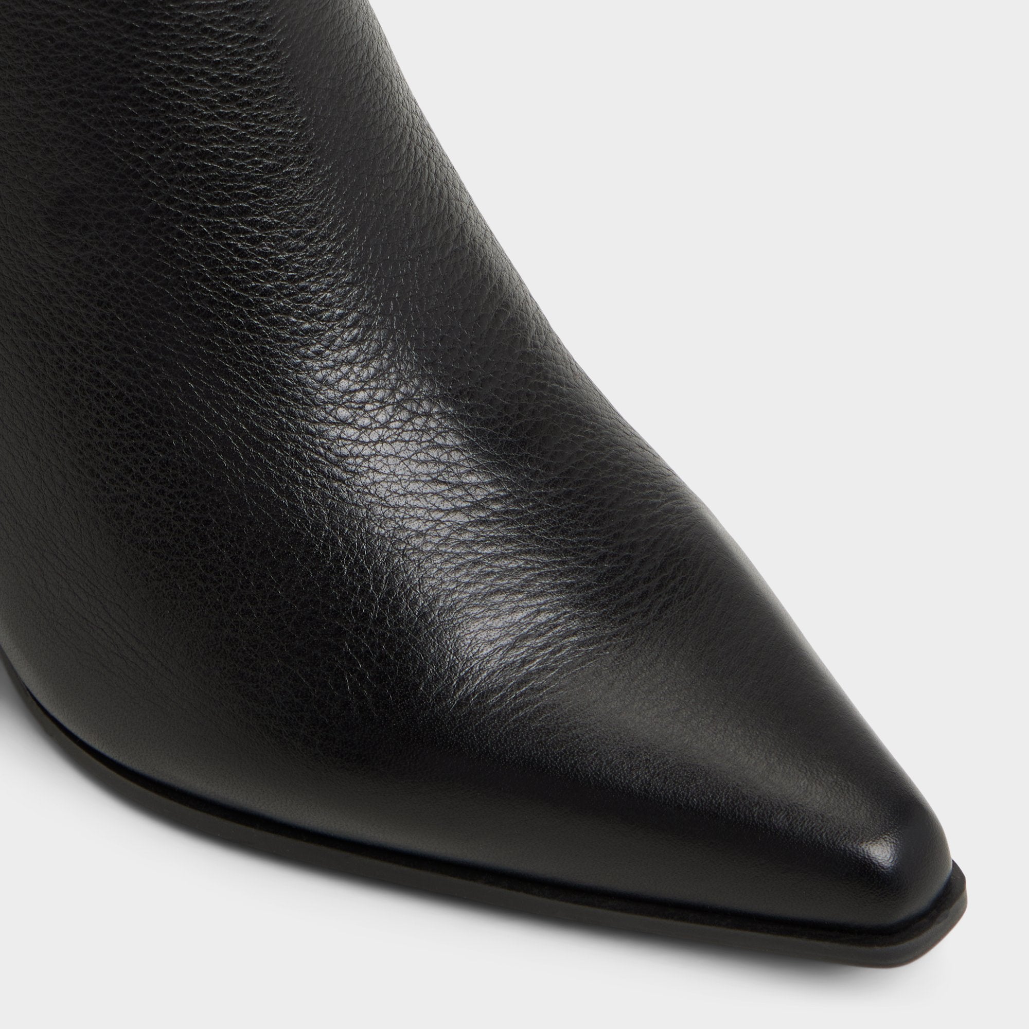 ALDO Shanah escarpins cuir noir talon bloc