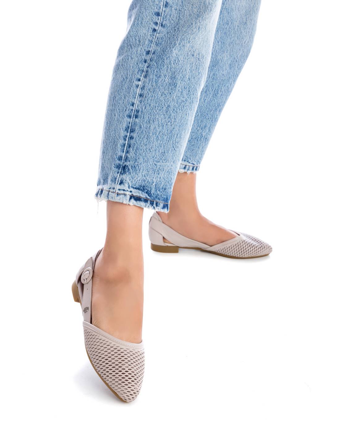 Carmela 16076002 ballerine cuir blanc à boucle
