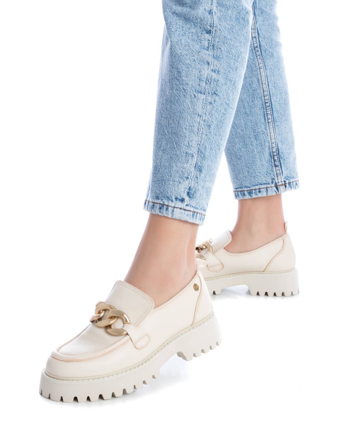 Carmela 16106102 mocassins femme blanc cuir chaîne