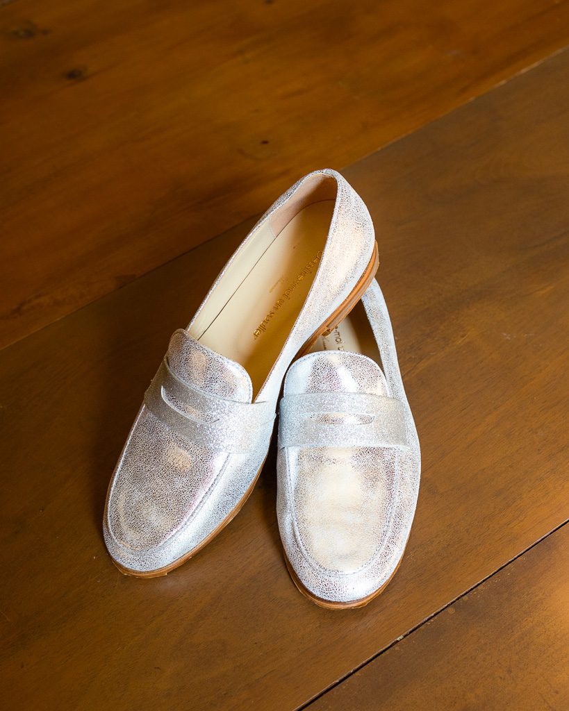 Dessine Moi Un Soulier mocassin Romy irisé argent cuir