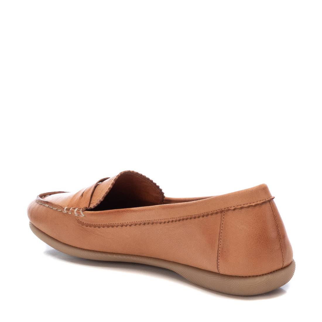 Carmela 16061104 mocassin plat marron cuir
