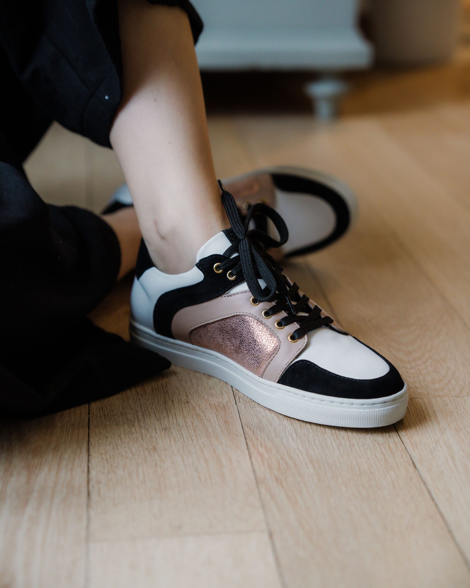 Dessine Moi Un Soulier baskets cuir blanc glitter noir irisé