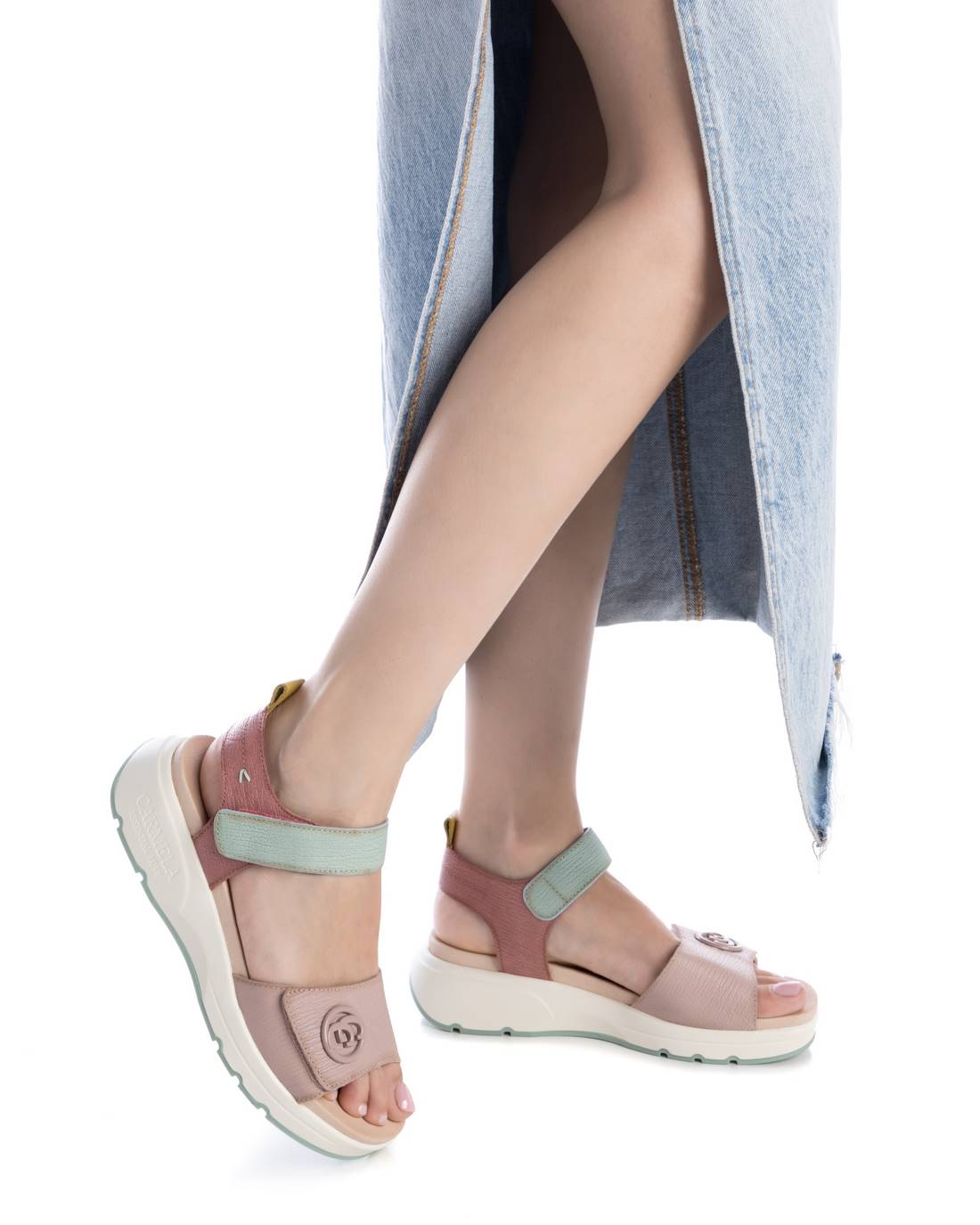 Carmela 16230904 sandales cuir nude scratch